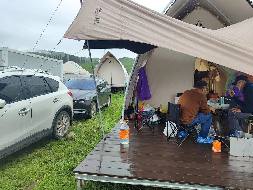 露营帐篷搭反事件(露营帐篷搭建视频)